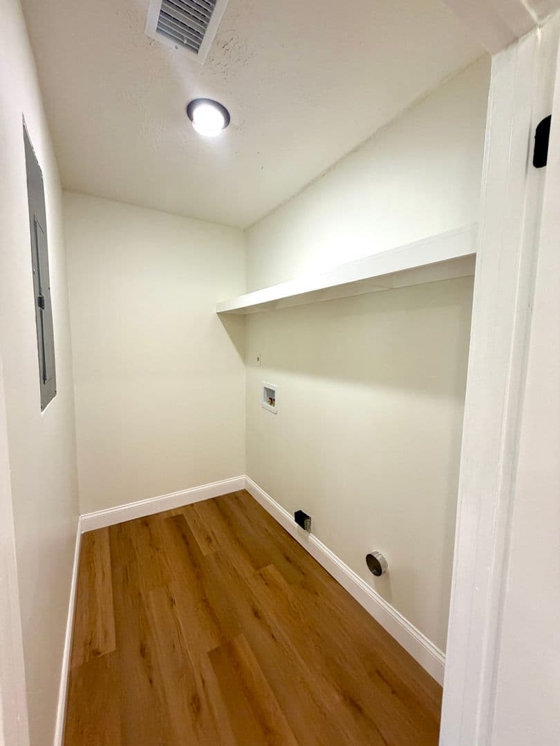 Hiram House: 3851 Nebo Rd