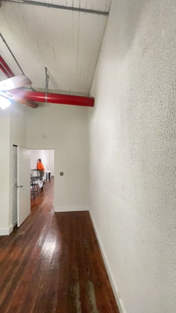 Carrollton Apartment: 207-208 Adamson Square