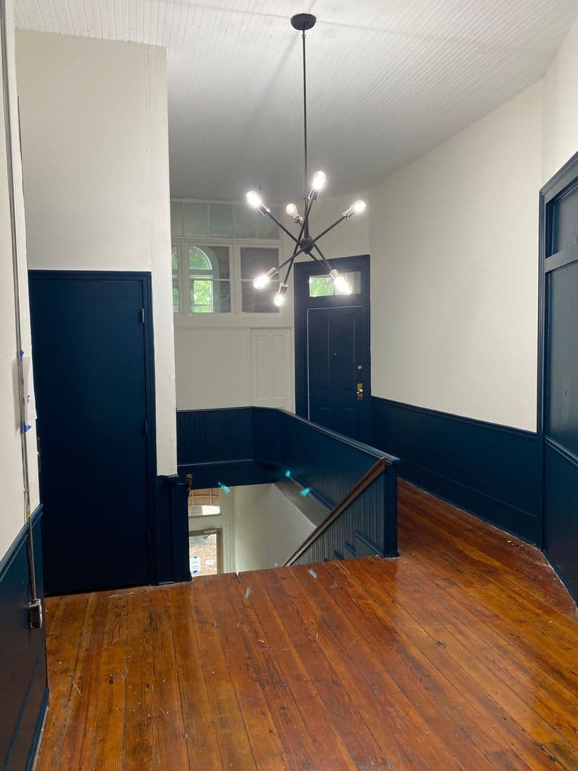 Carrollton Apartment: 207-208 Adamson Square