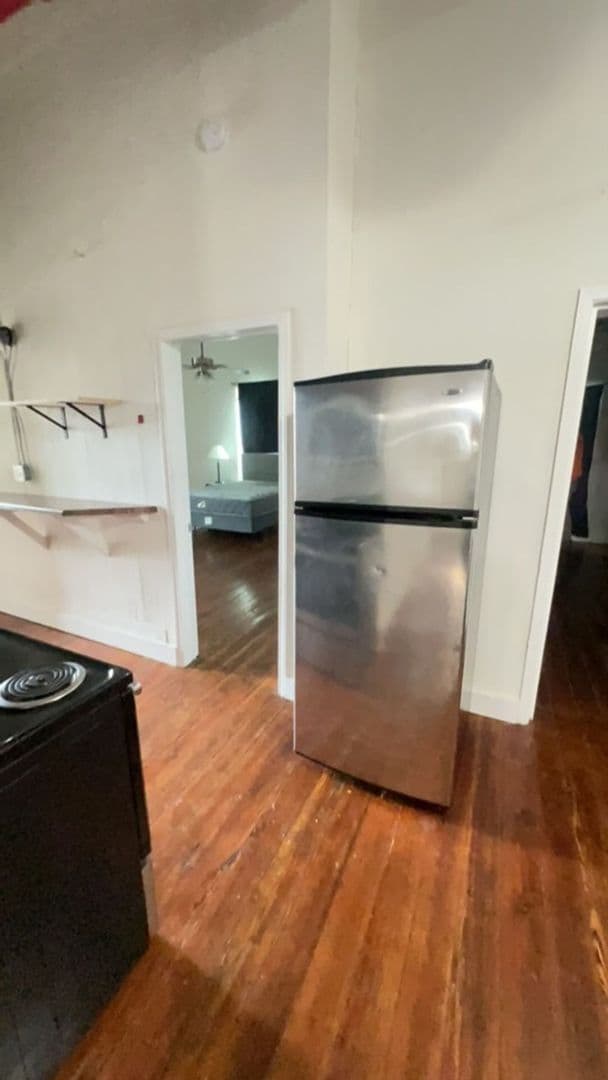 Carrollton Apartment: 207-208 Adamson Square