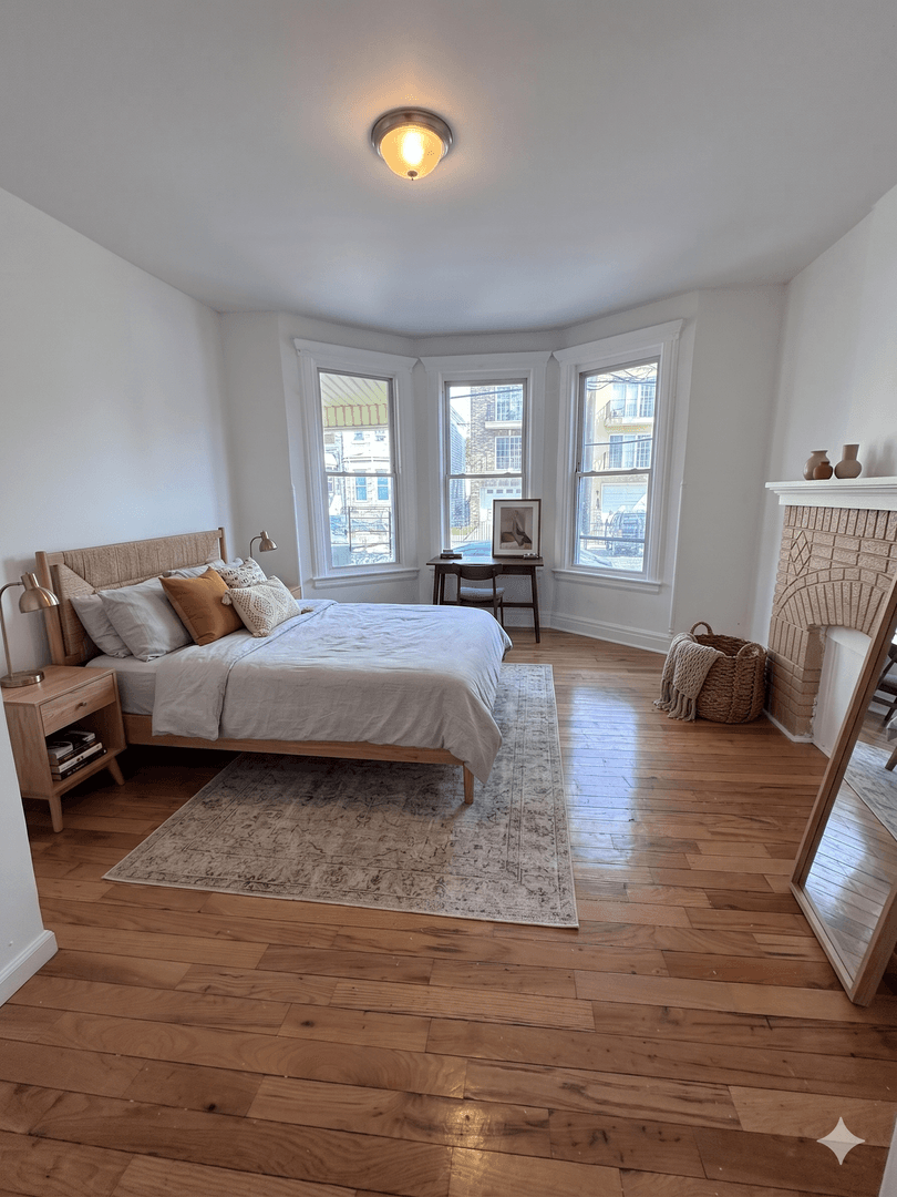 Newark Apartment: 185 S 11th St