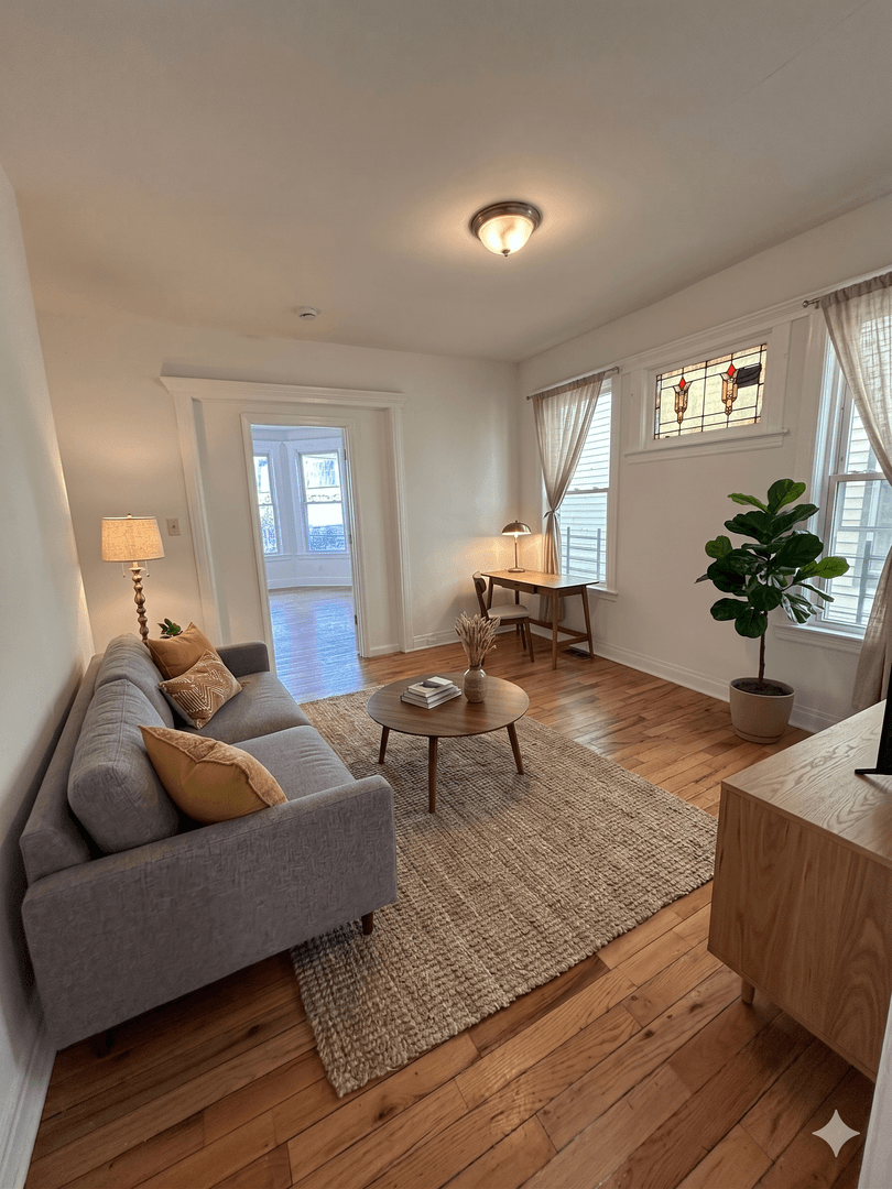 Newark Apartment: 185 S 11th St