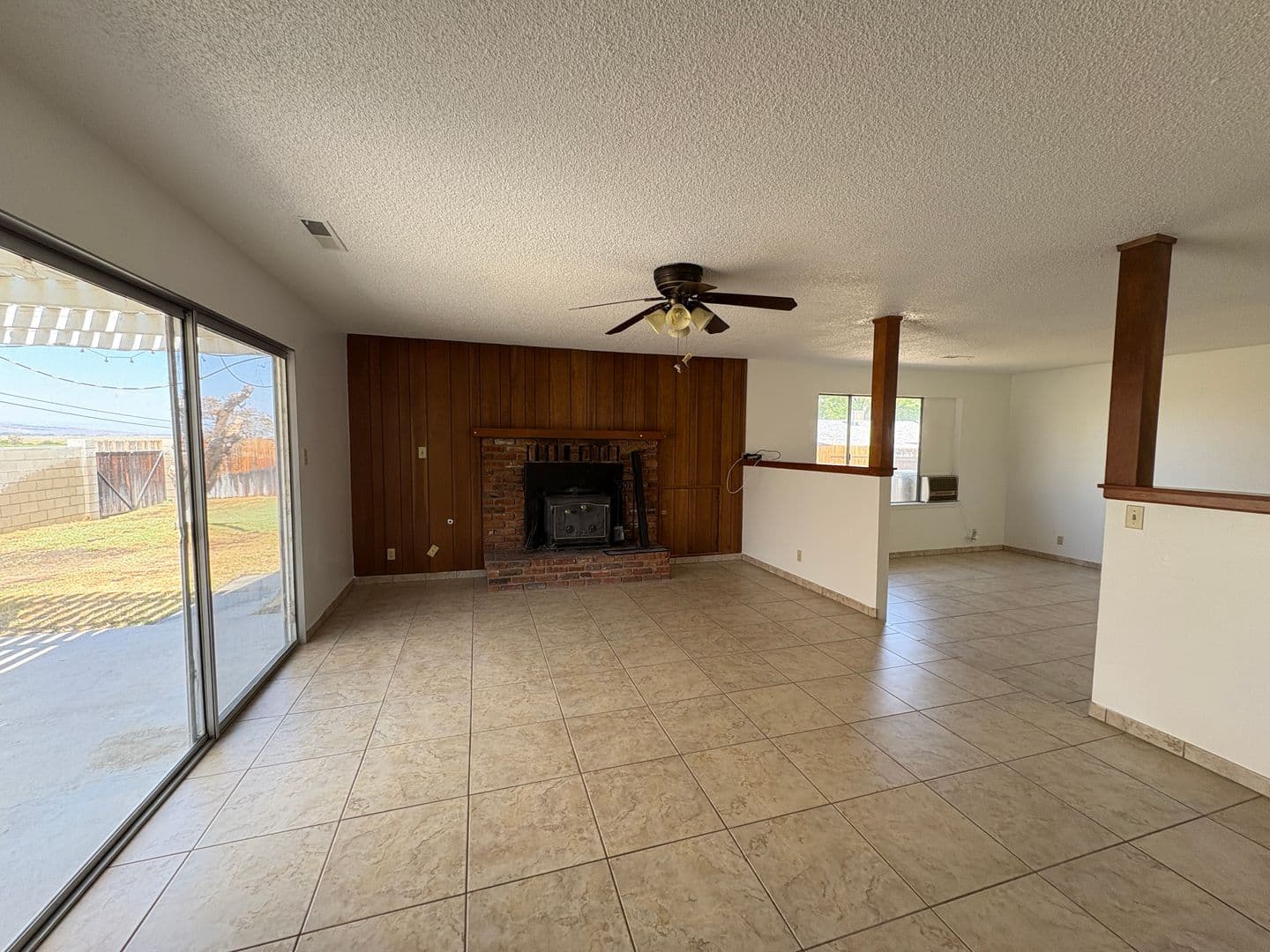 Big Pine House: 202 Terrace Dr.