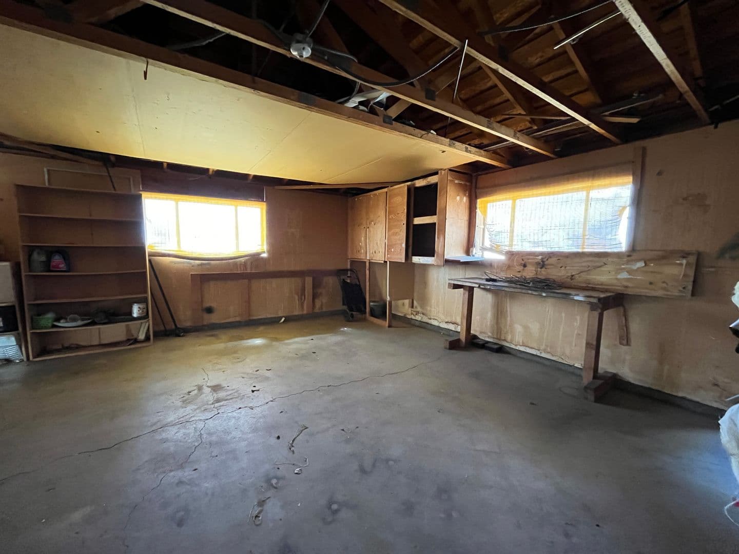 Big Pine House: 202 Terrace Dr.