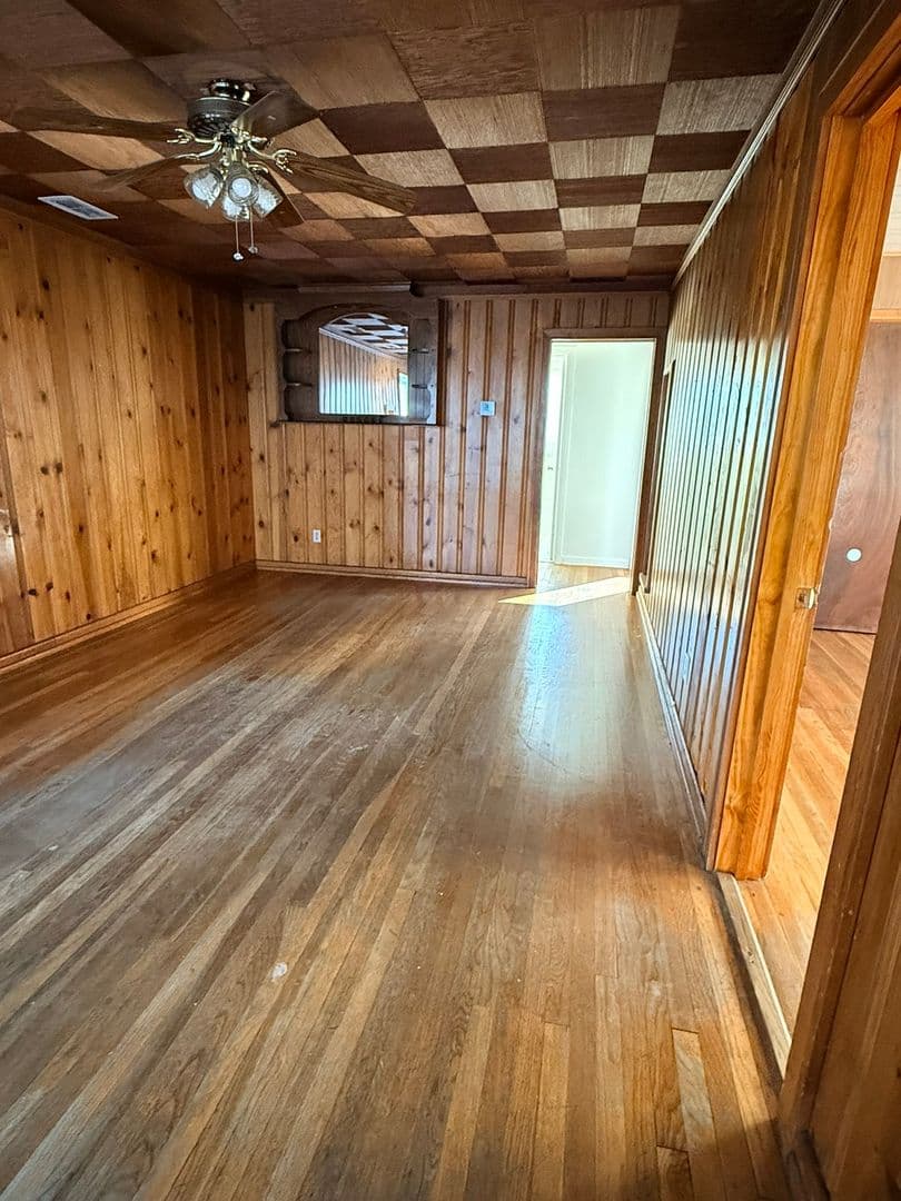 Abilene House: 2399 Old Anson Rd.