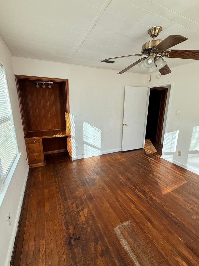 Abilene House: 2399 Old Anson Rd.