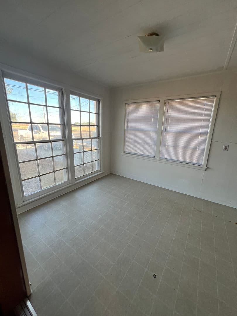 Abilene House: 2399 Old Anson Rd.