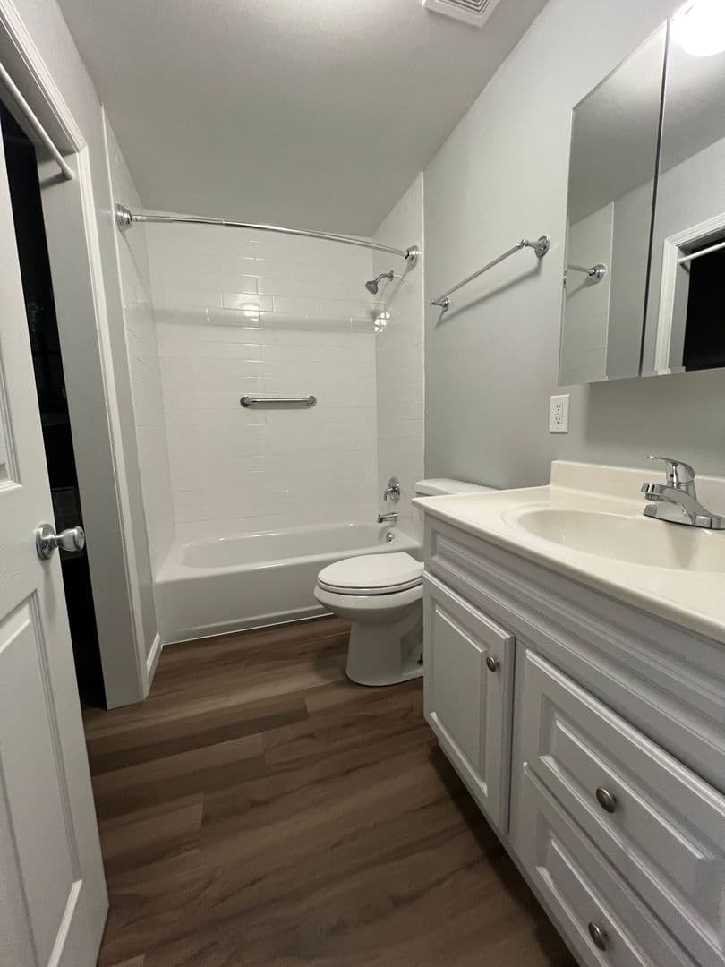 Bethel Park Apartment: Highfield Crossing Apartments