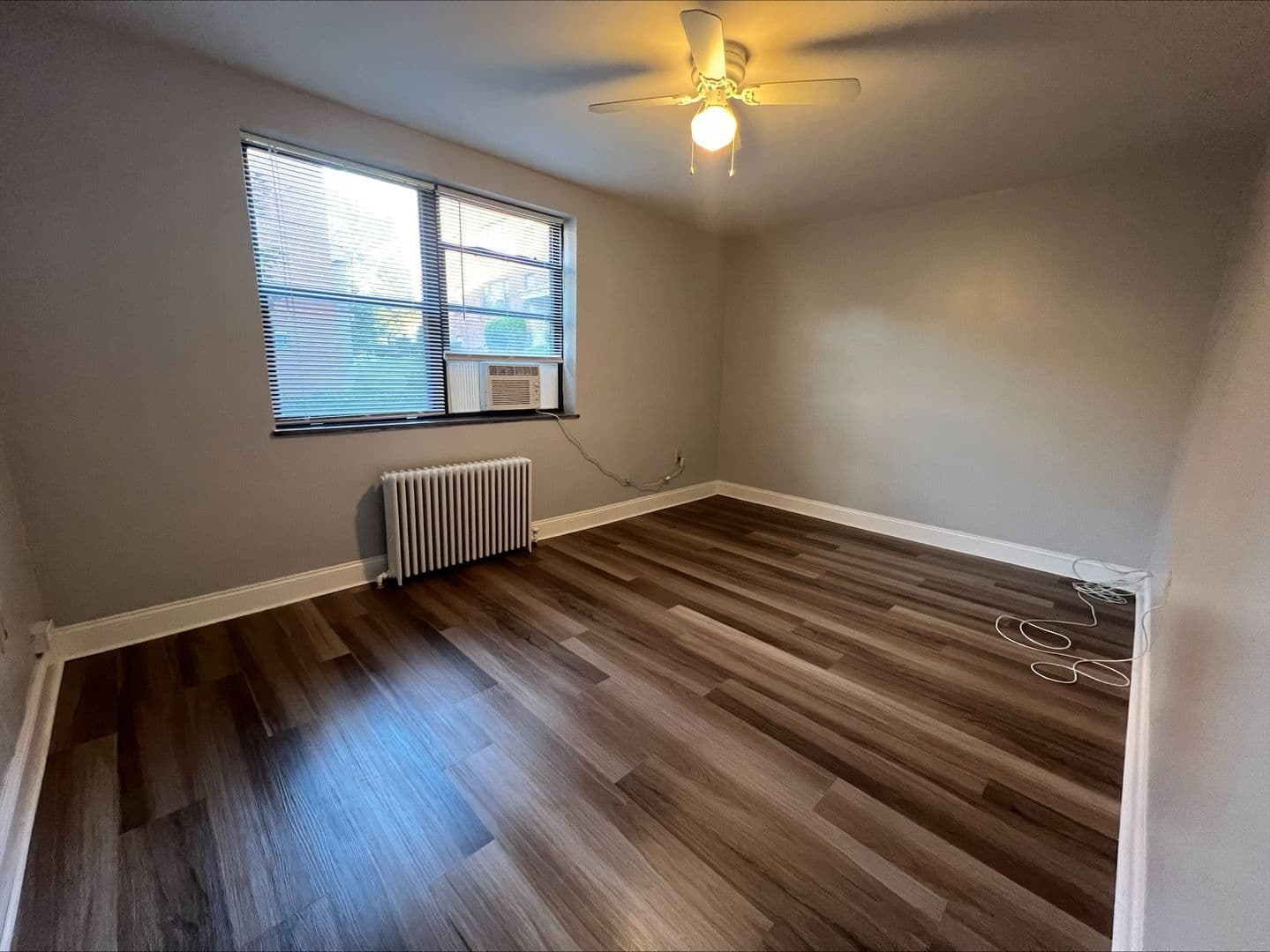 Pittsburgh Apartment: Royal Garden Apartments