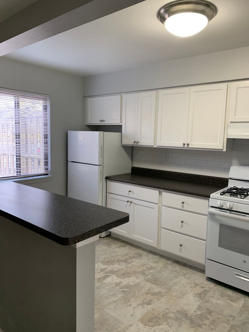Bethel Park Apartment: Highfield Crossing Apartments