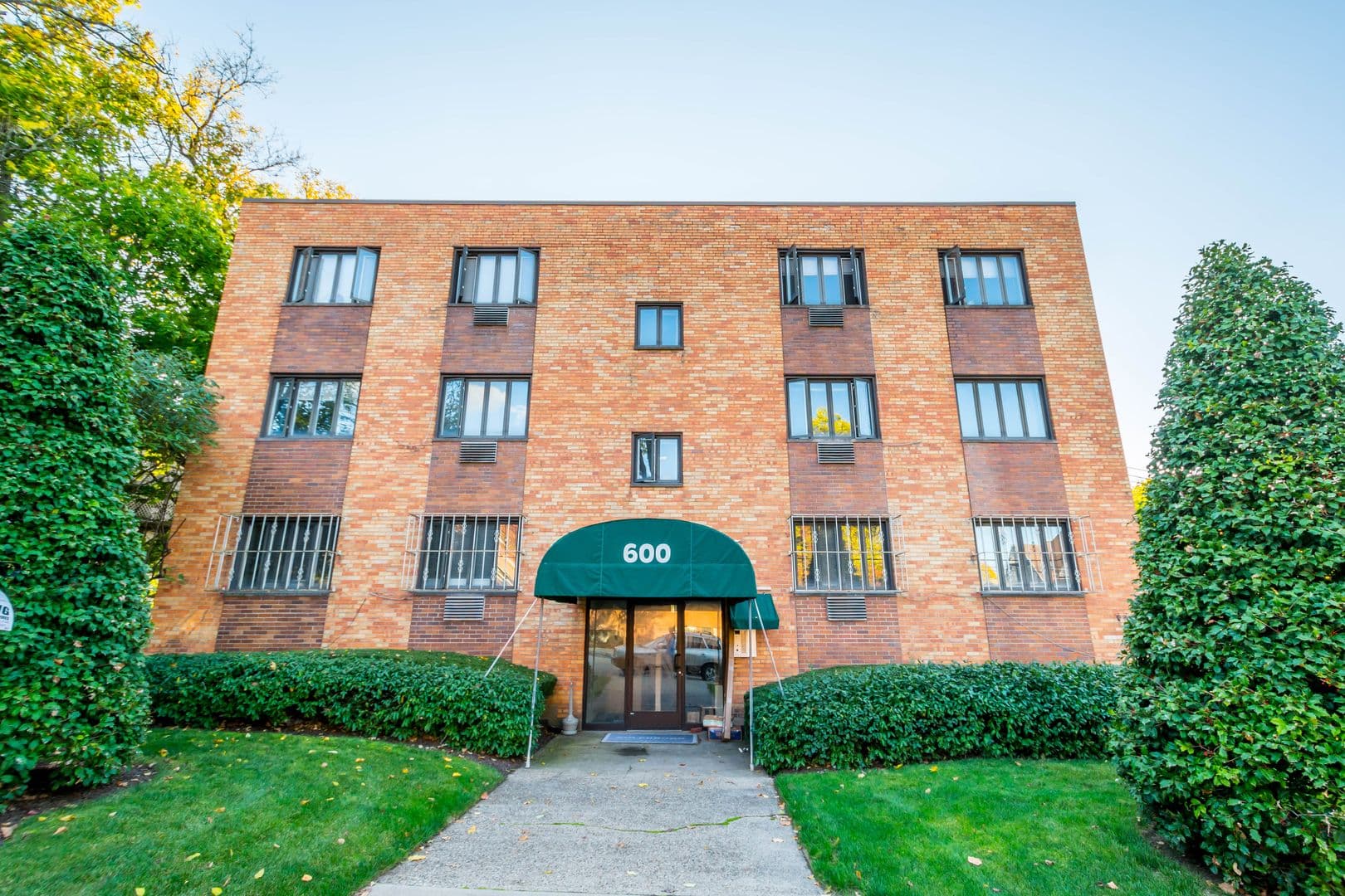 Pittsburgh Apartment: 600 South Highland Avenue