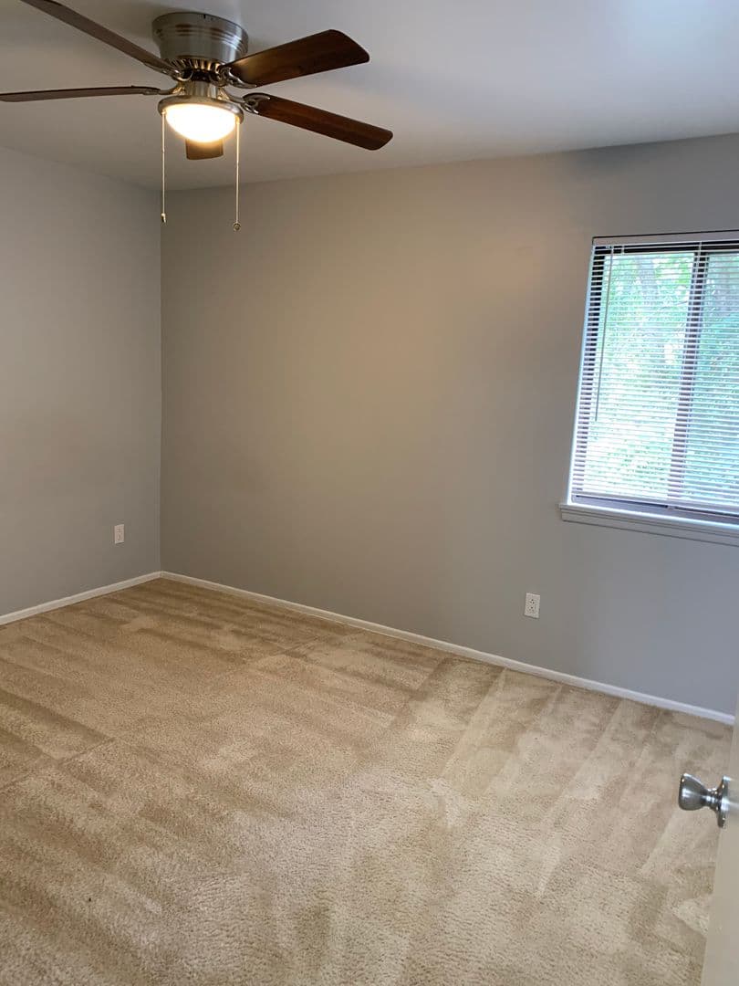 Bethel Park Apartment: Highfield Crossing Apartments