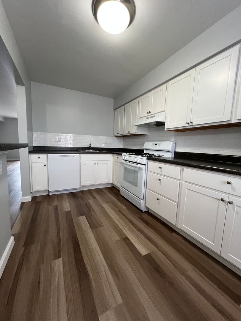 Bethel Park Apartment: Highfield Crossing Apartments