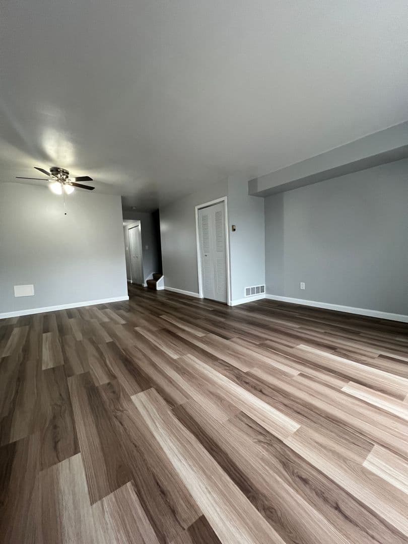 Bethel Park Apartment: Highfield Crossing Apartments