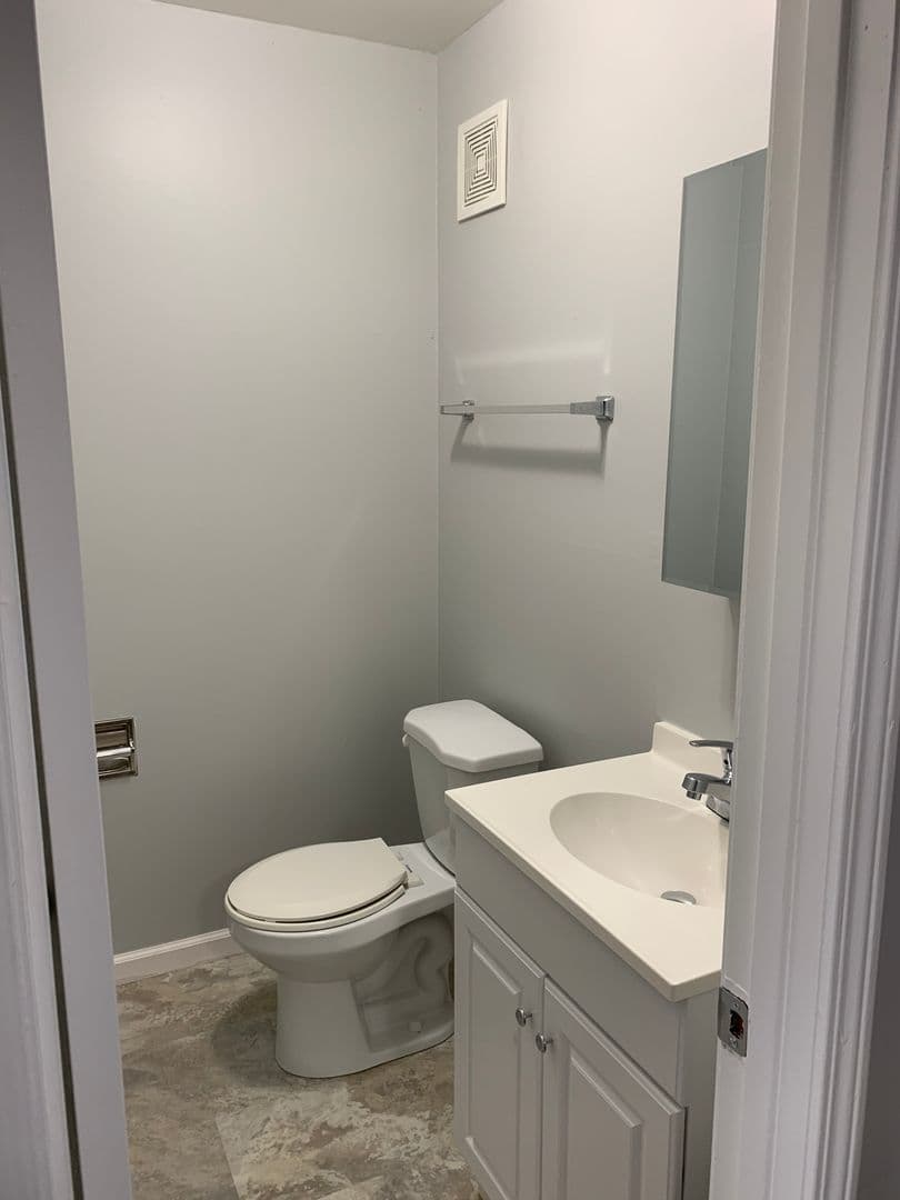Bethel Park Apartment: Highfield Crossing Apartments