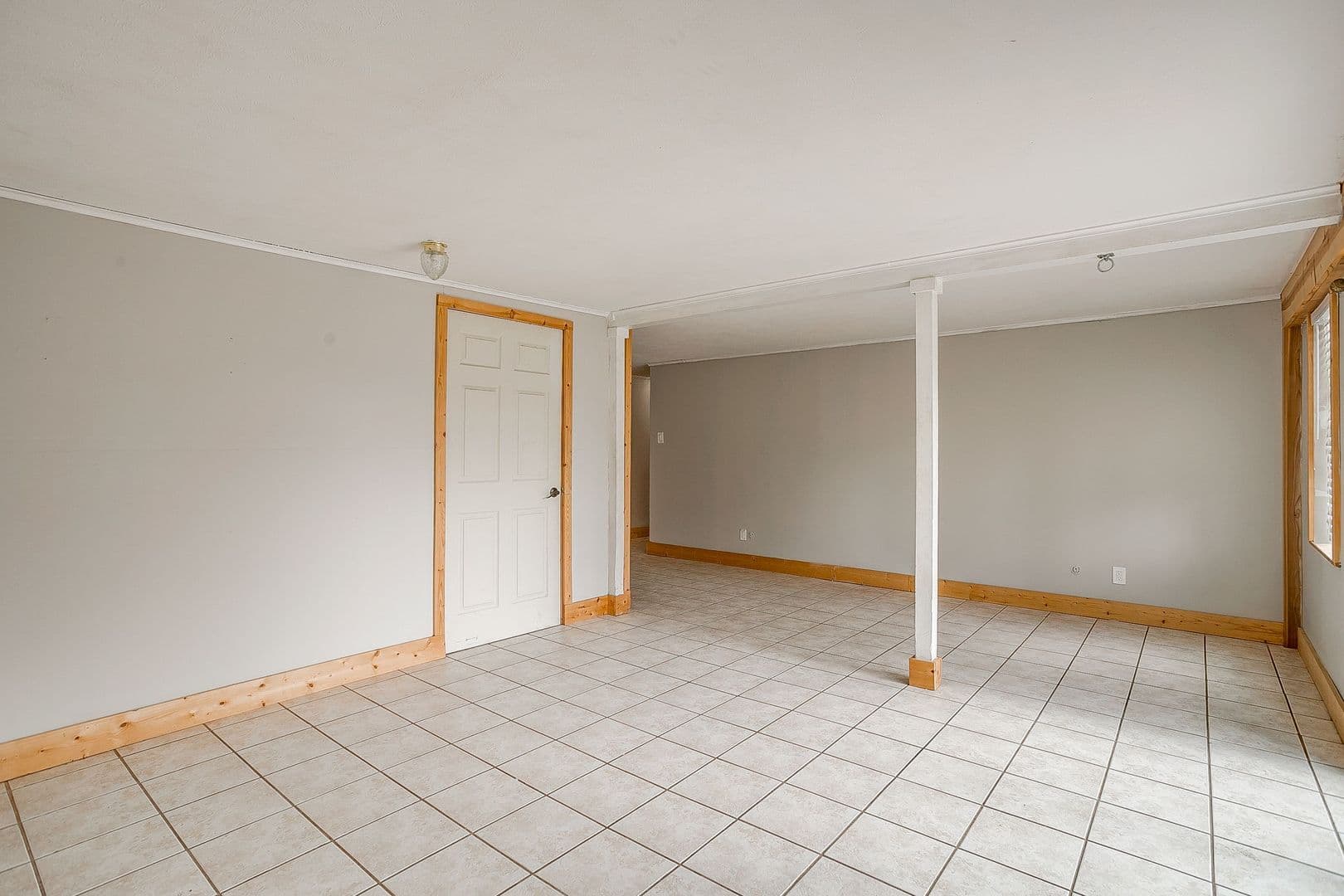 Cleburne House: 406 Bellevue Dr