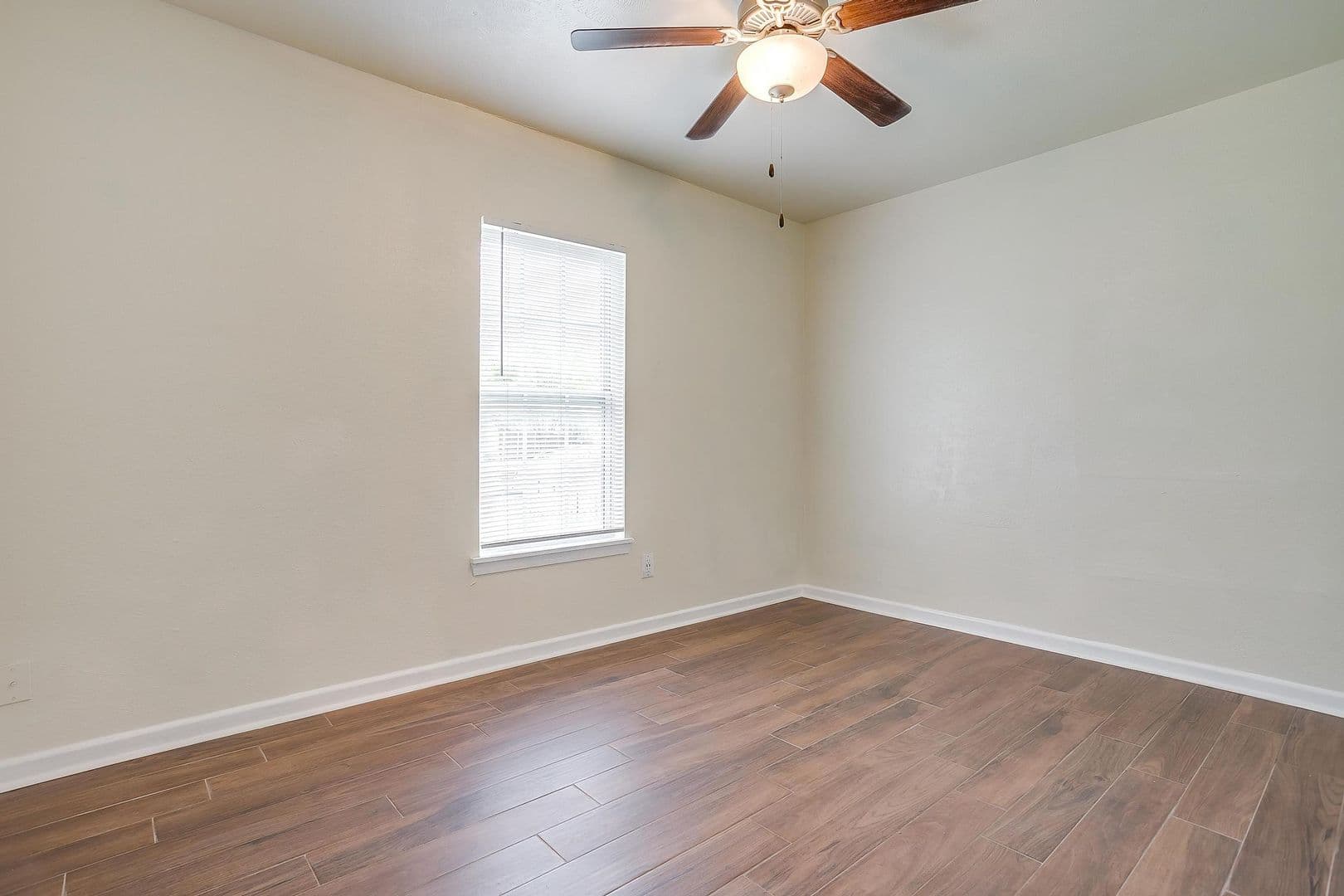 Fort Worth House: 3537 Half Moon Dr