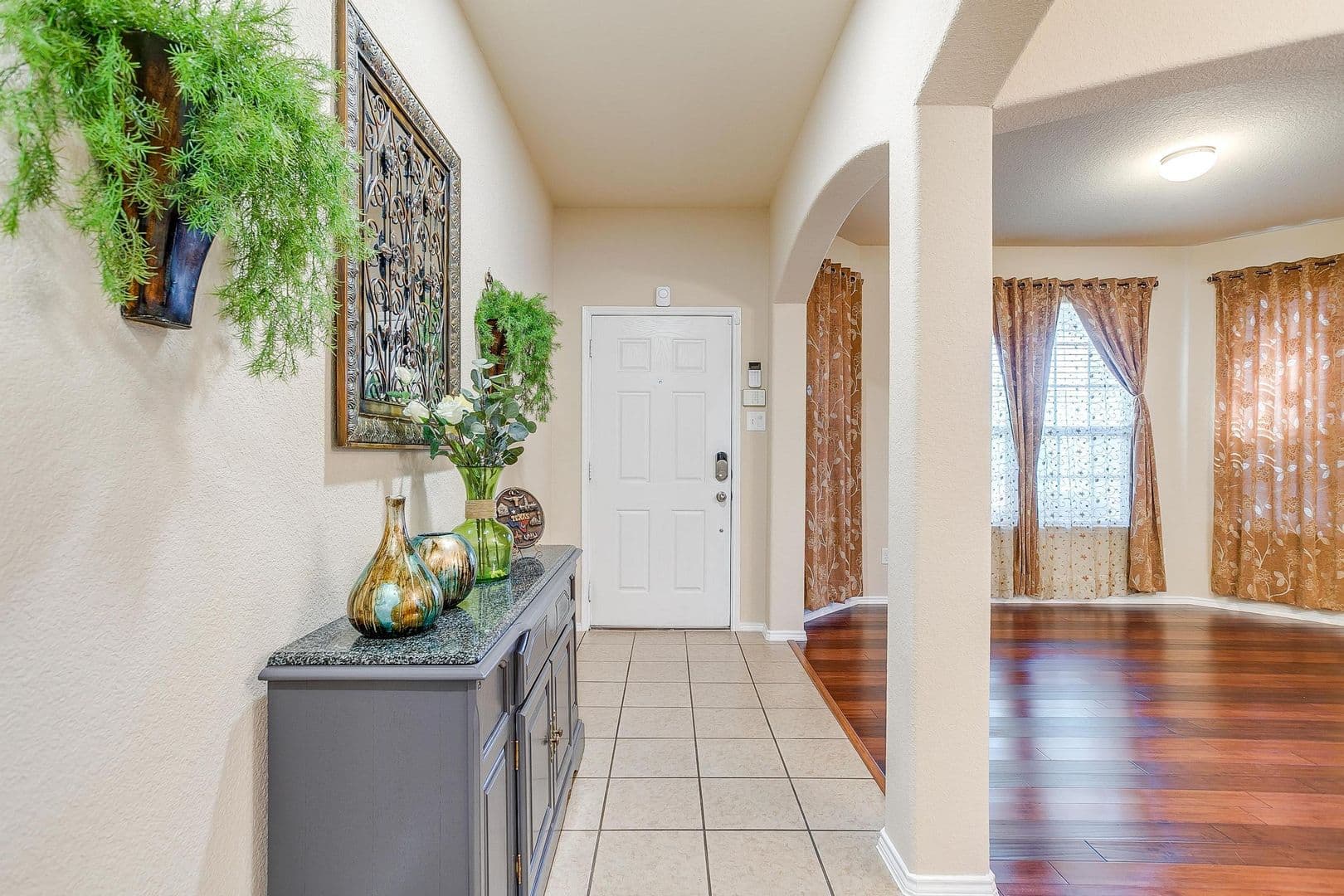 Fort Worth House: 7056 Welshman Dr