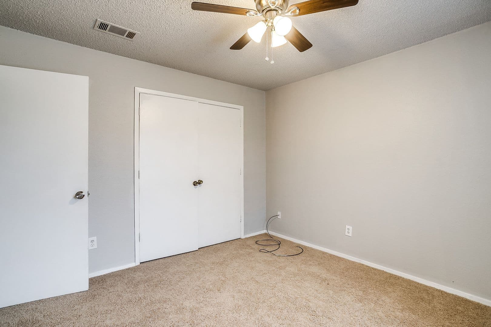 Arlington House: 2521 Indigo Ln