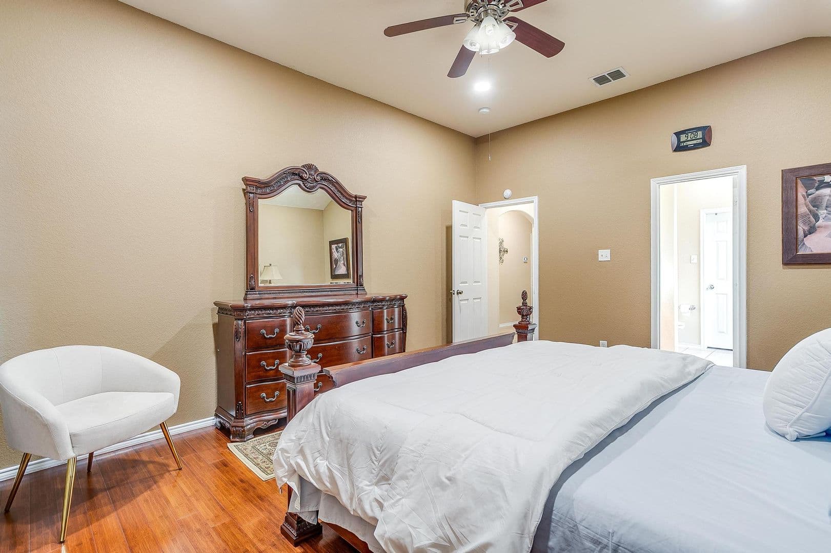 Fort Worth House: 7056 Welshman Dr