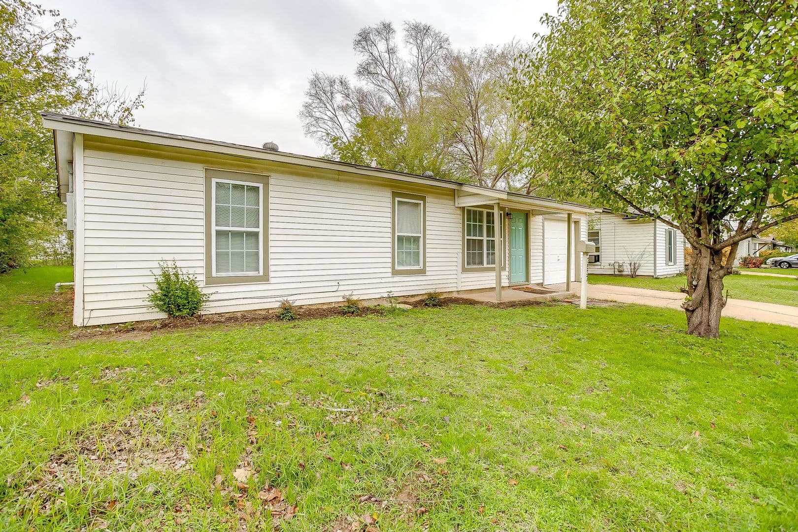 Fort Worth House: 3537 Half Moon Dr