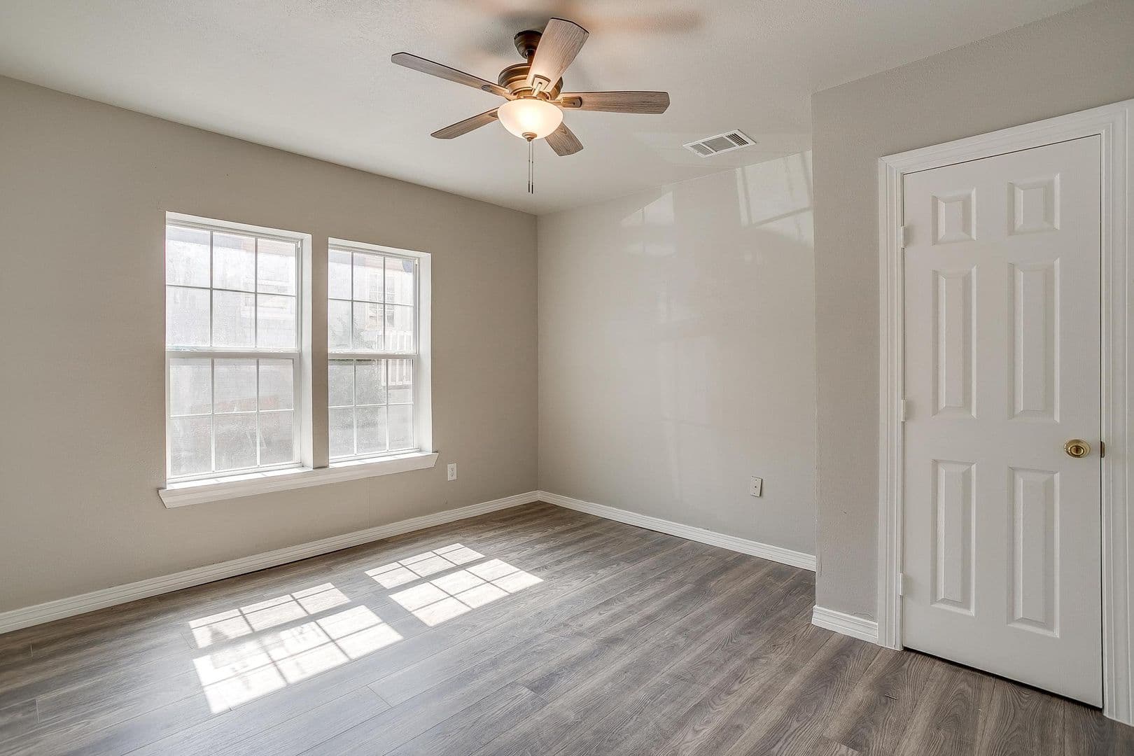 Fort Worth House: 2620 Wilkinson Ave - 2620 Wilkinson Ave