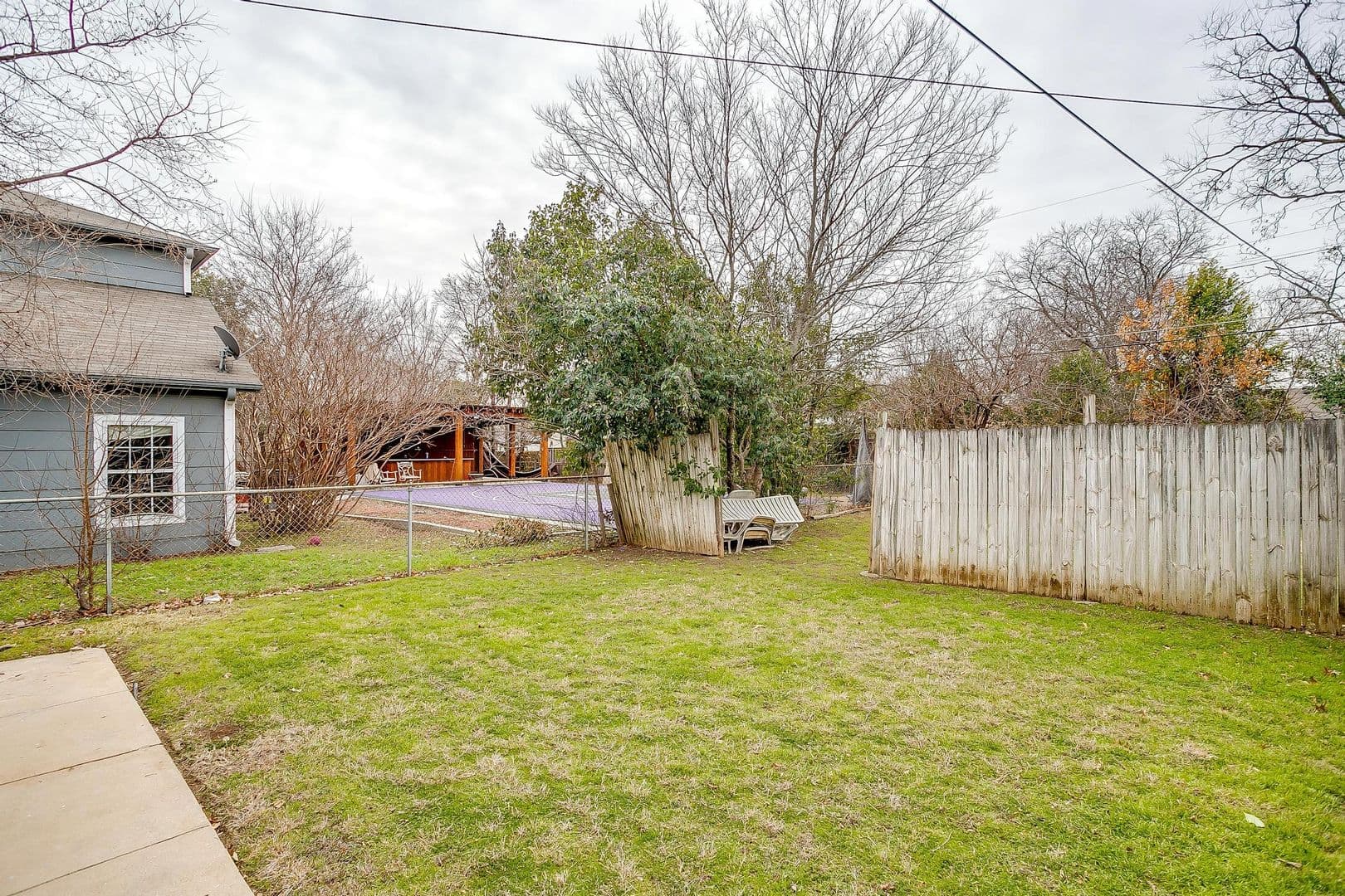 Fort Worth House: 3541 S Hills Ave
