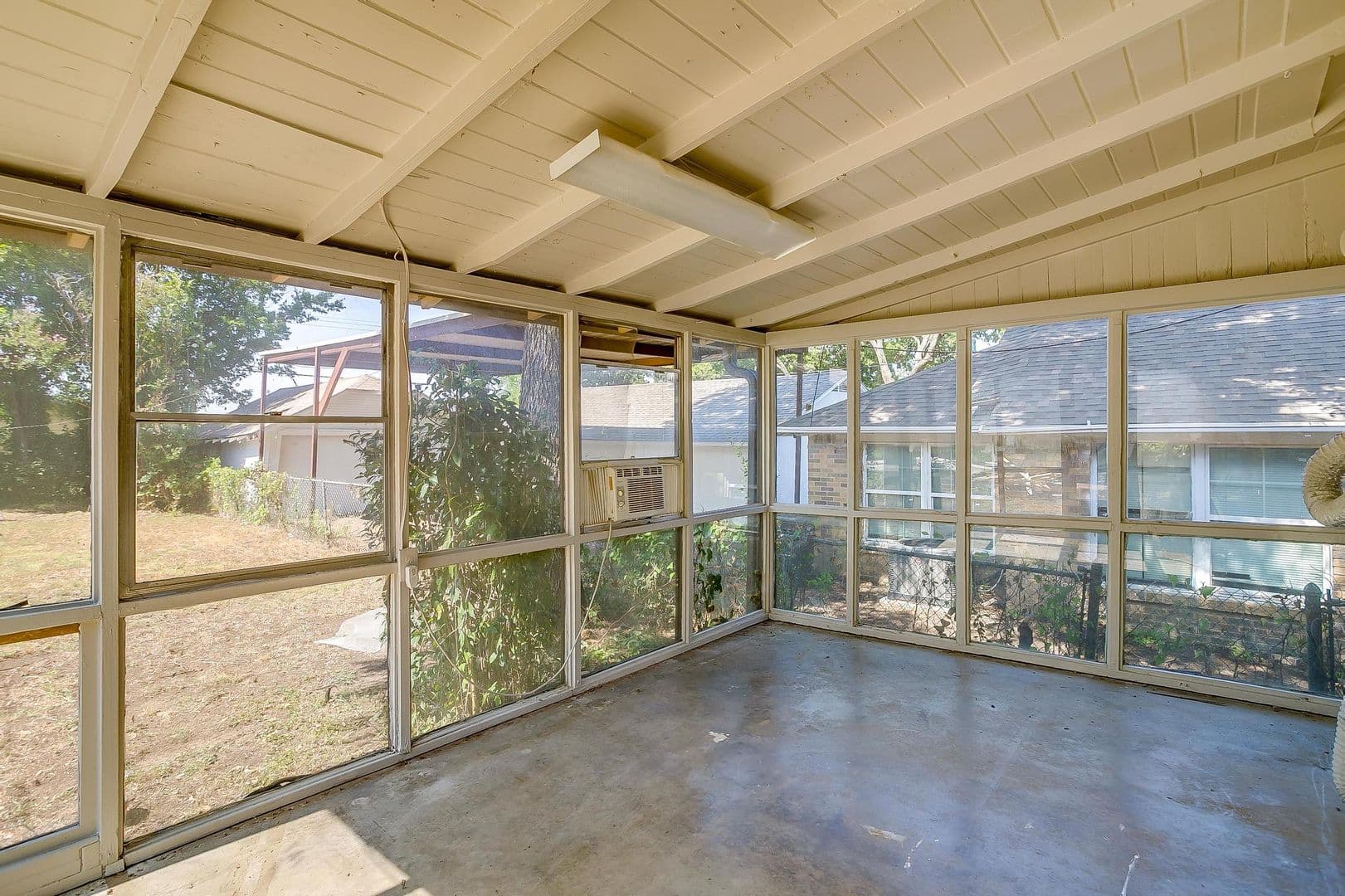 Fort Worth House: 2620 Wilkinson Ave - 2620 Wilkinson Ave