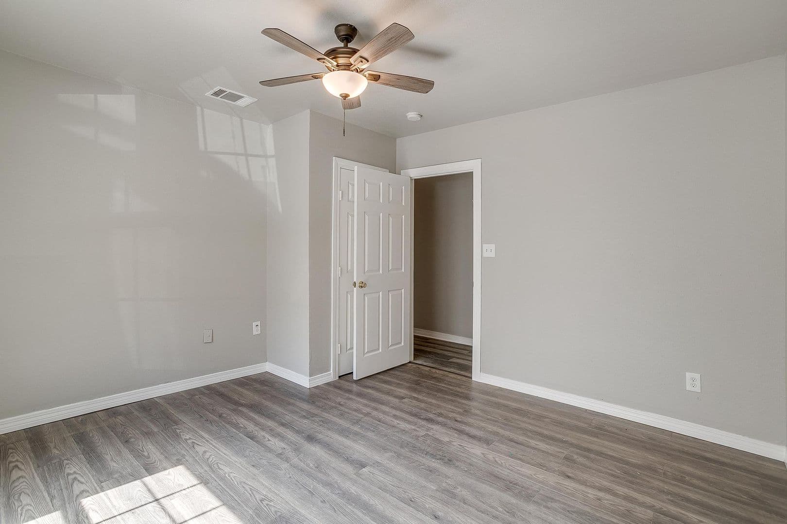 Fort Worth House: 2620 Wilkinson Ave - 2620 Wilkinson Ave