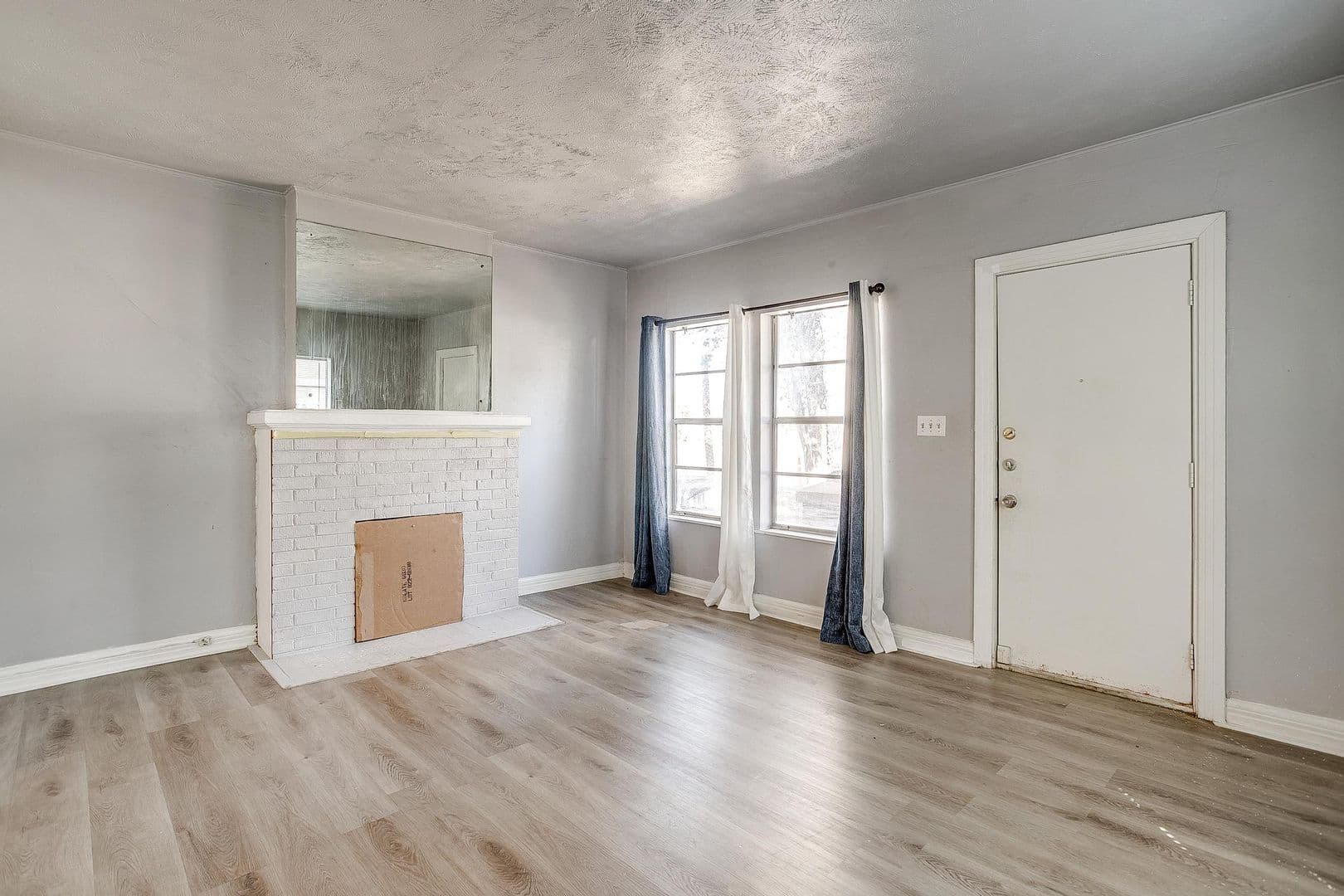 Fort Worth Apartment: 2604-10 Bomar Ave