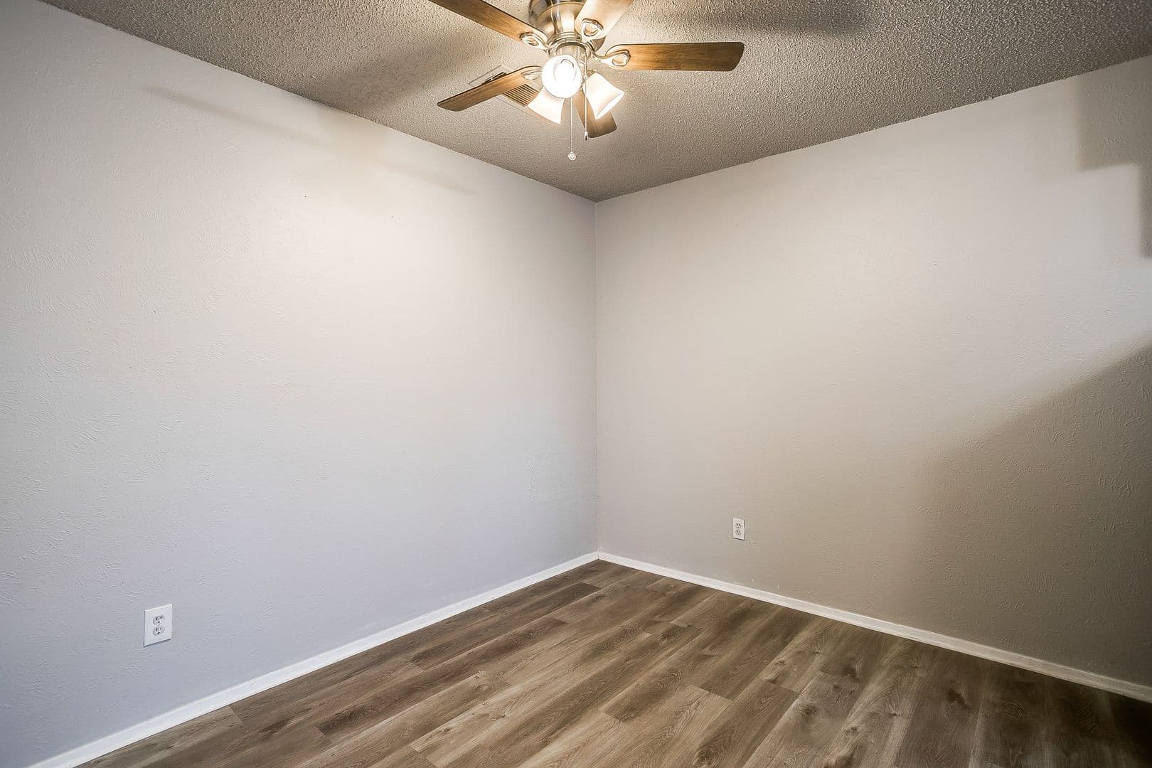 Arlington House: 2521 Indigo Ln