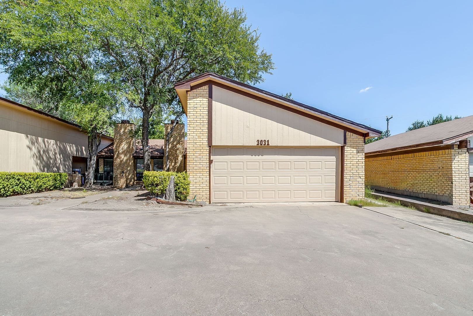 Fort Worth House: 3031 Las Vegas Trl