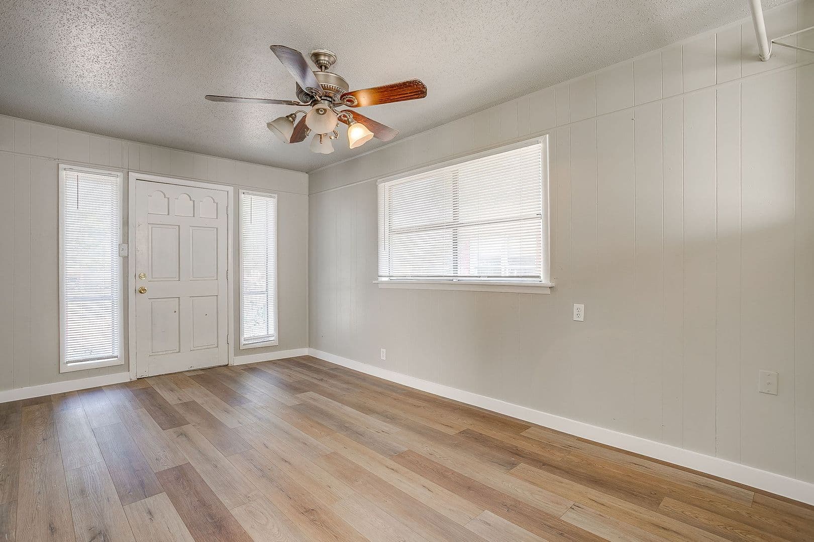 Richland Hills House: 3112 Willow Park St