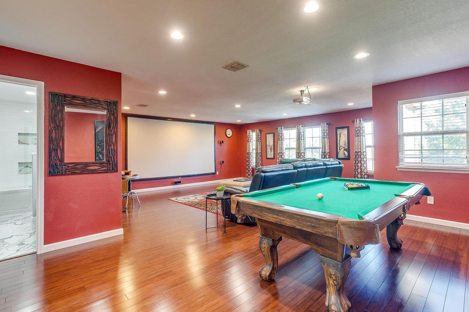 Fort Worth House: 7056 Welshman Dr