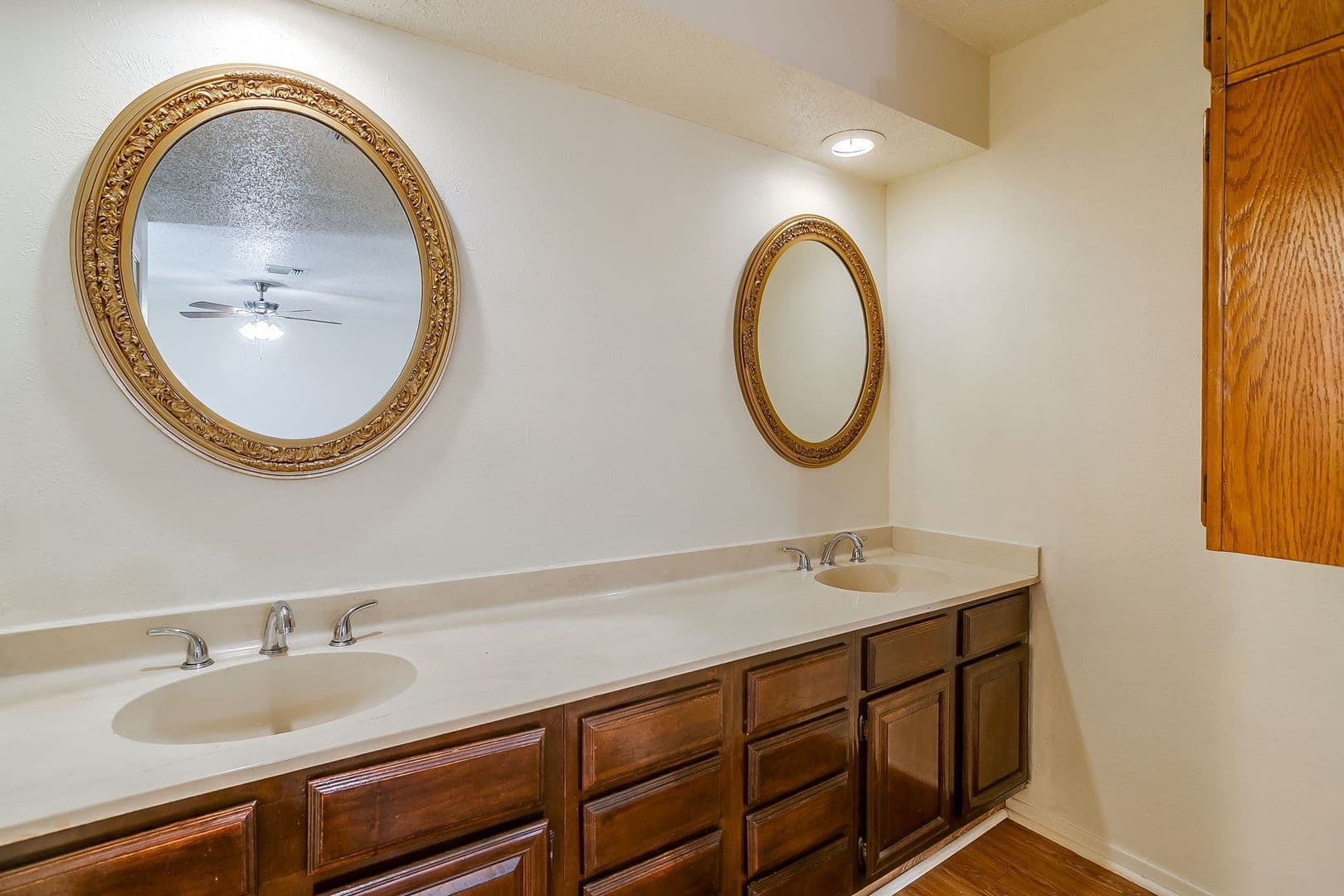 Fort Worth House: 3031 Las Vegas Trl