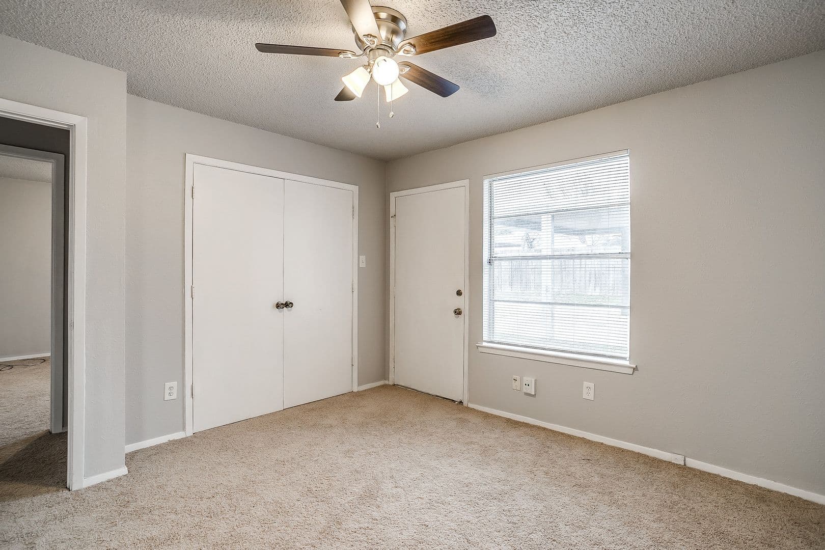 Arlington House: 2521 Indigo Ln