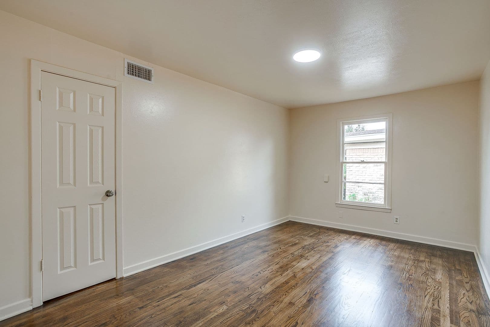 North Richland Hills House: 4315 Mackey Dr