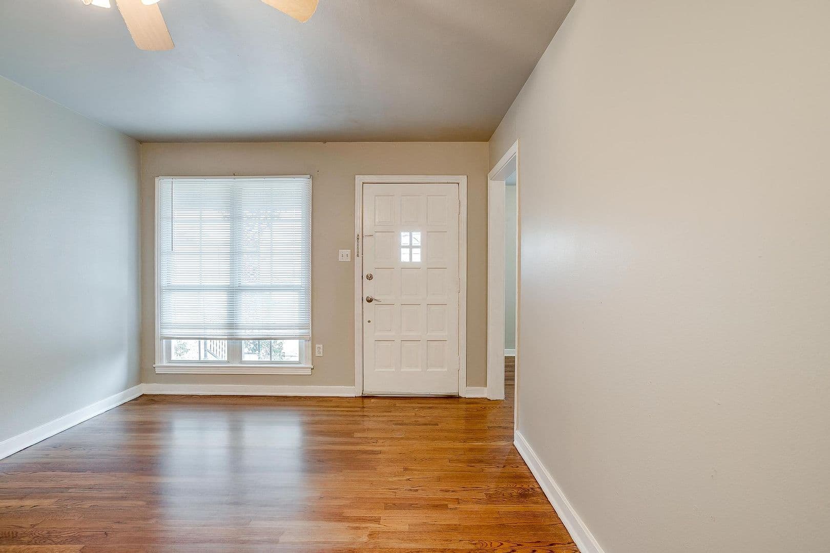 Fort Worth House: 3541 S Hills Ave