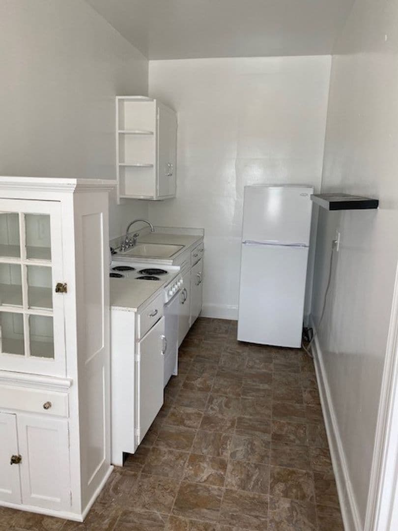 Winston Salem Apartment: 450 N. Broad Street
