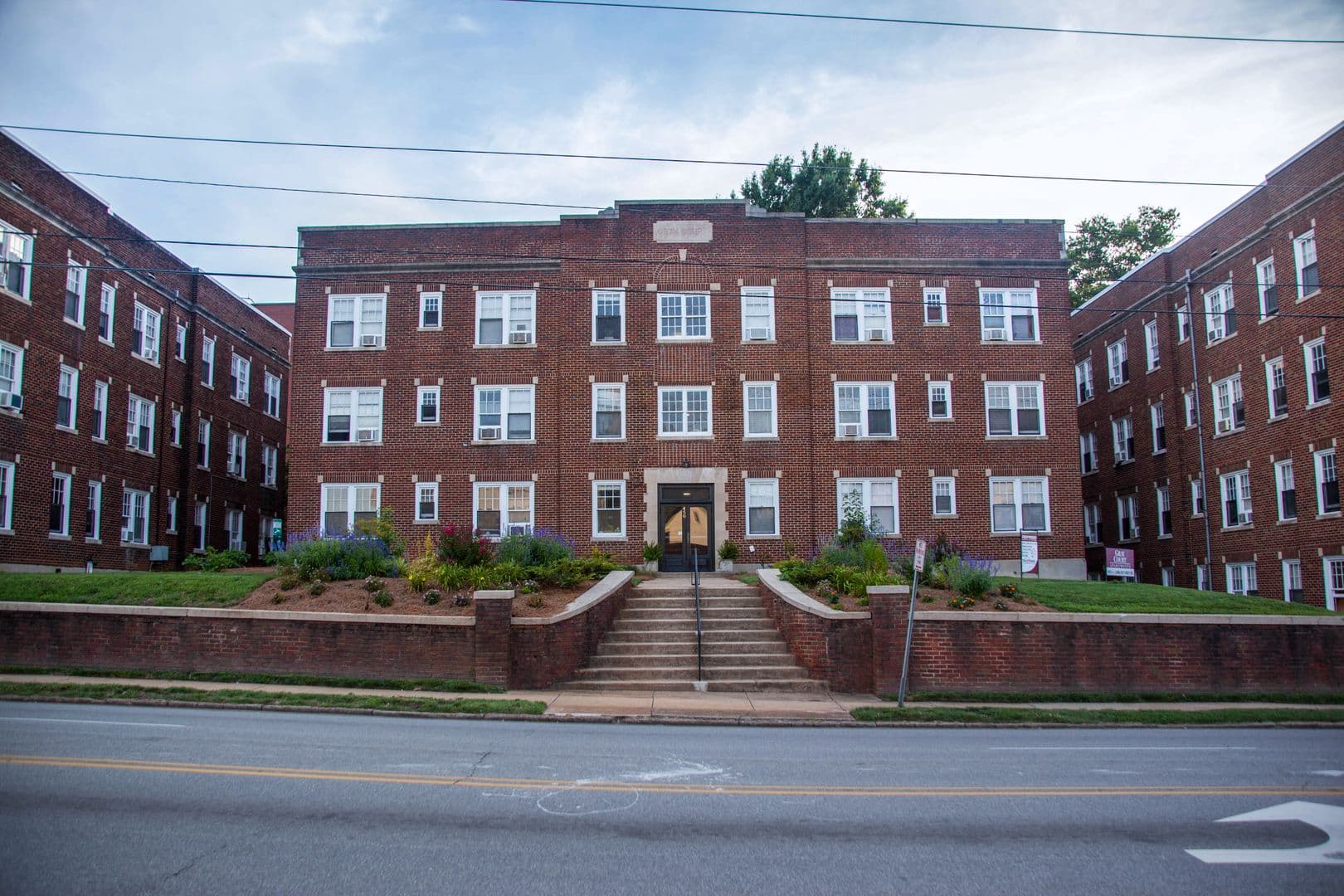 Winston Salem Apartment: 450 N. Broad Street