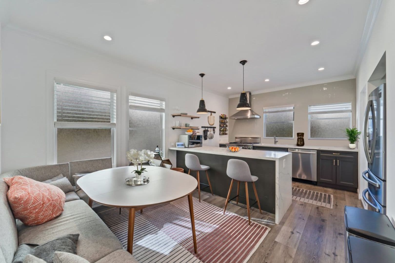Oakland Townhome: 386 Euclid Ave