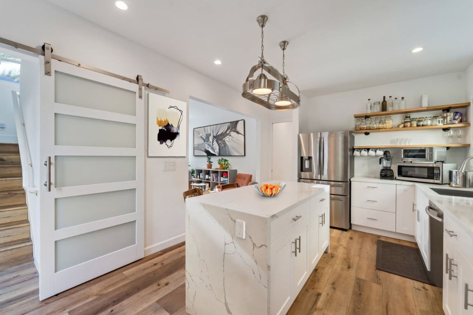 Oakland Townhome: 386 Euclid Ave