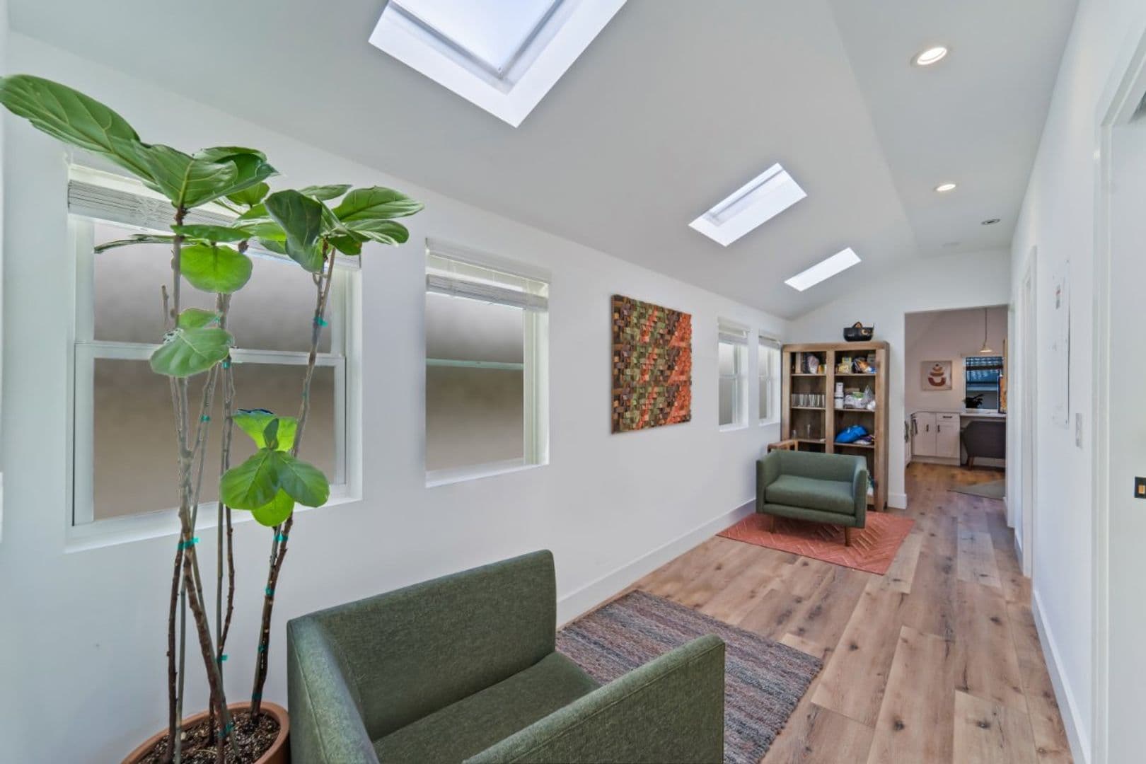 Oakland Townhome: 386 Euclid Ave