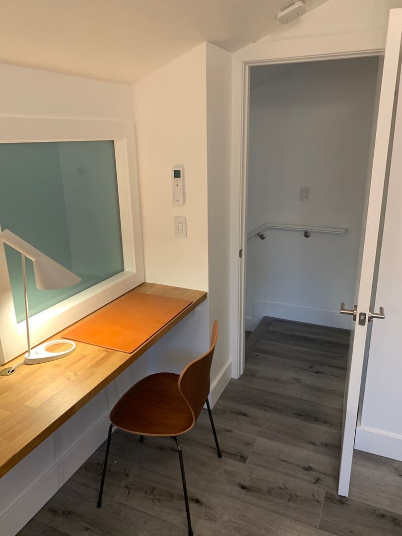 Oakland Townhome: 390 Euclid Ave