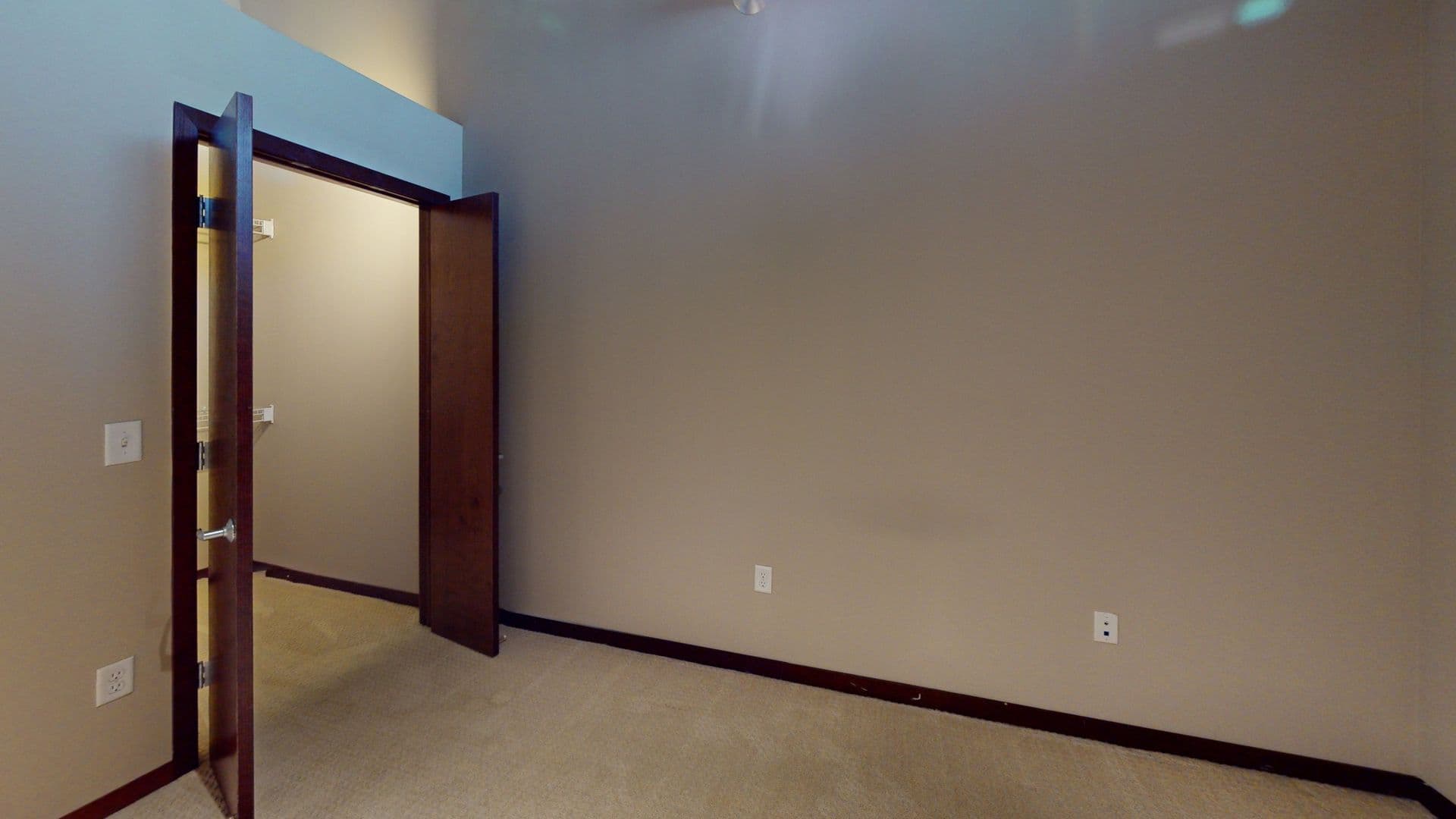 Minneapolis Apartment: 730 Washington Ave N
