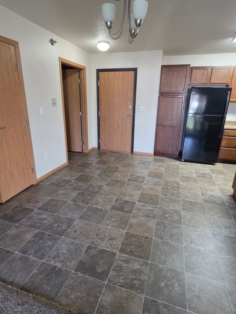 Fargo Apartment: 2055 Dakota Dr N