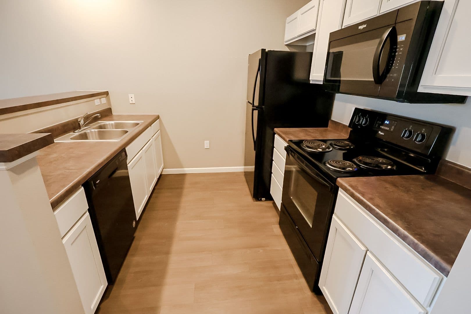 Sioux Falls Apartment: 3600 S Grand Slam Ave