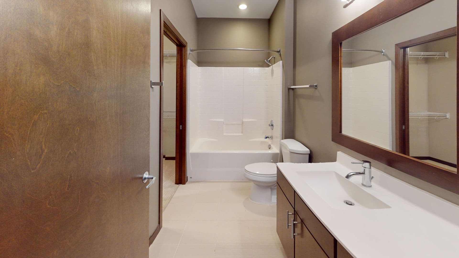 Minneapolis Apartment: 730 Washington Ave N