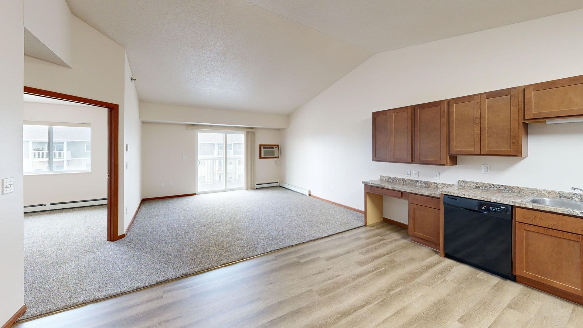 Fargo Apartment: 3620 42nd St S