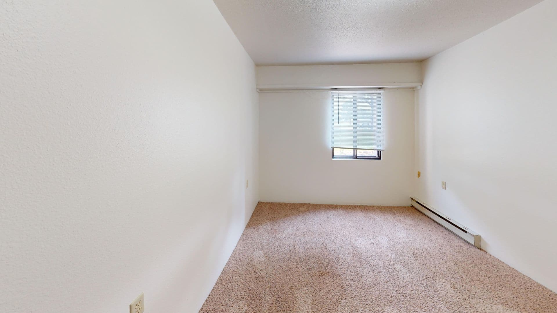 Fargo Apartment: 1502 Dakota Dr N